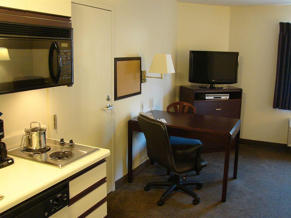 Candlewood Suites Raleigh Crabtree, An Ihg Hotel Extérieur photo