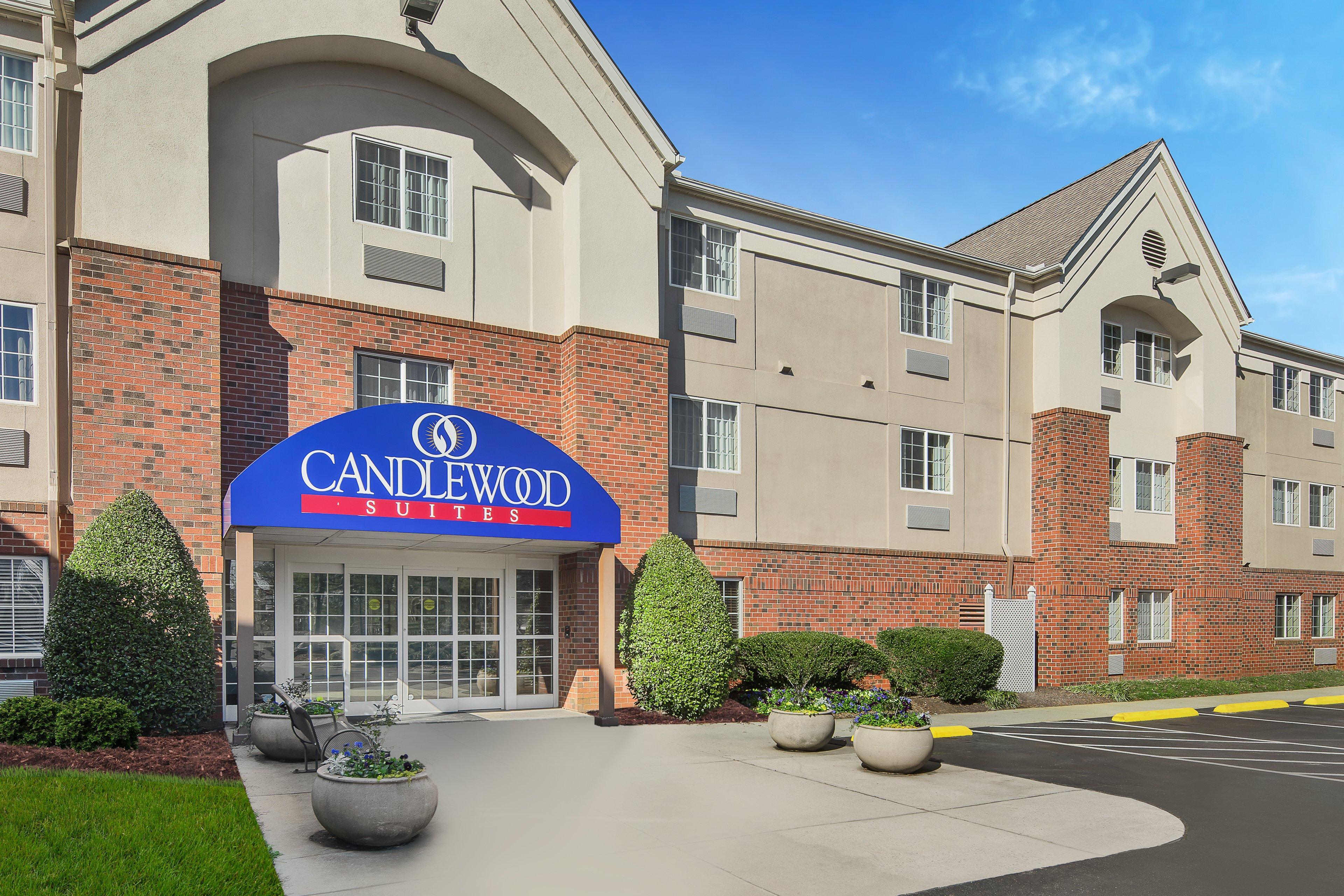 Candlewood Suites Raleigh Crabtree, An Ihg Hotel Extérieur photo