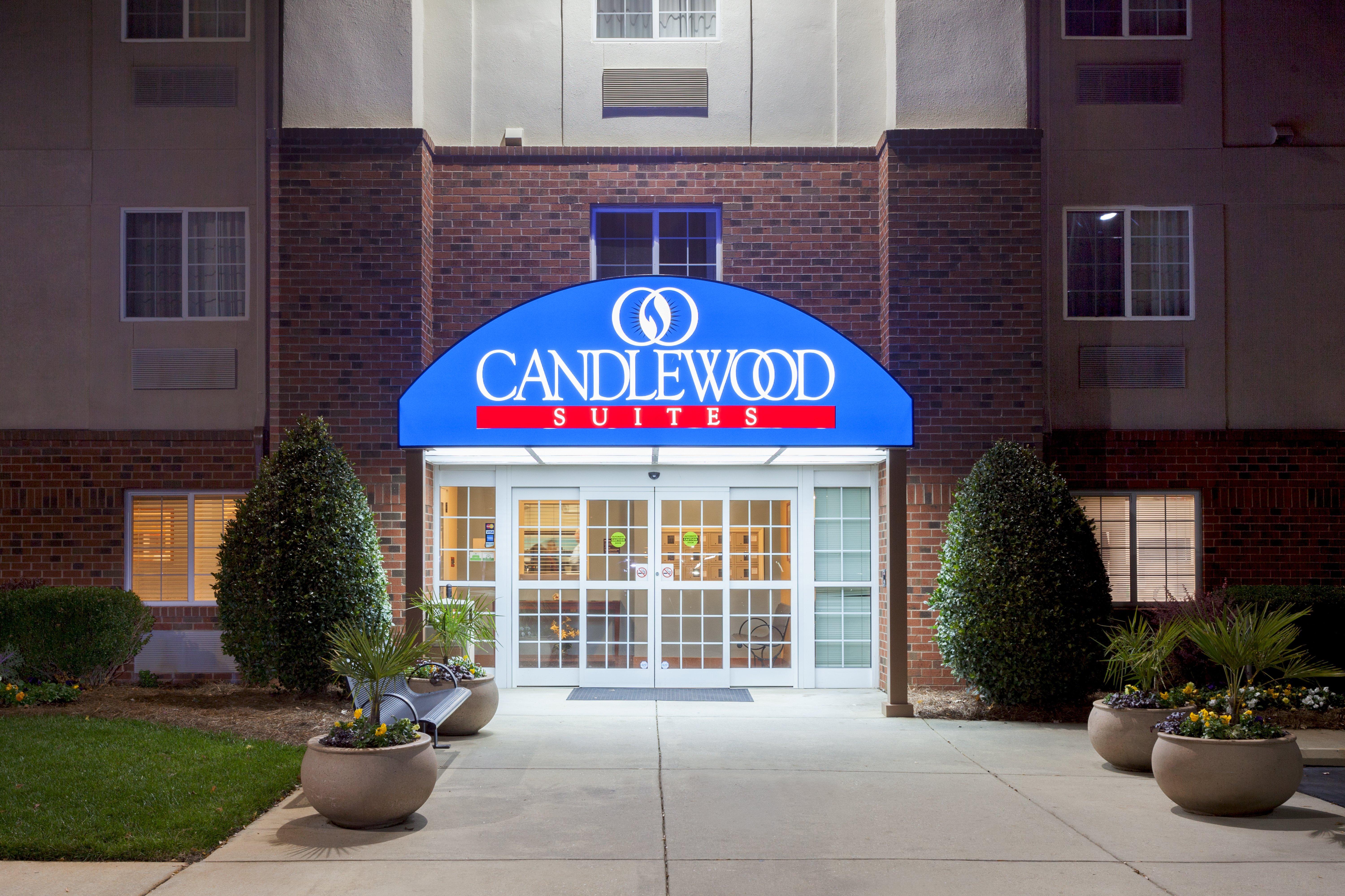 Candlewood Suites Raleigh Crabtree, An Ihg Hotel Extérieur photo