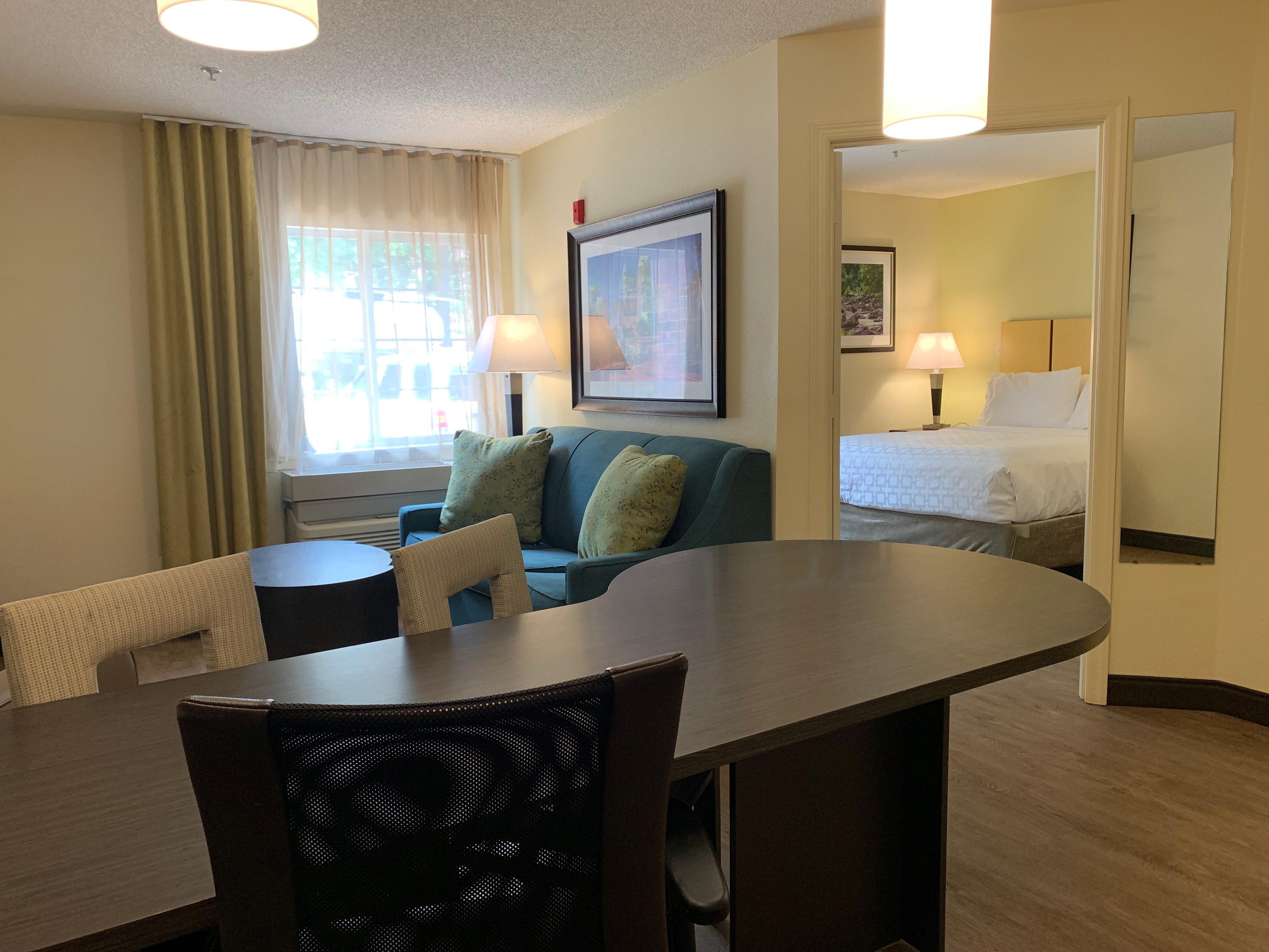 Candlewood Suites Raleigh Crabtree, An Ihg Hotel Extérieur photo