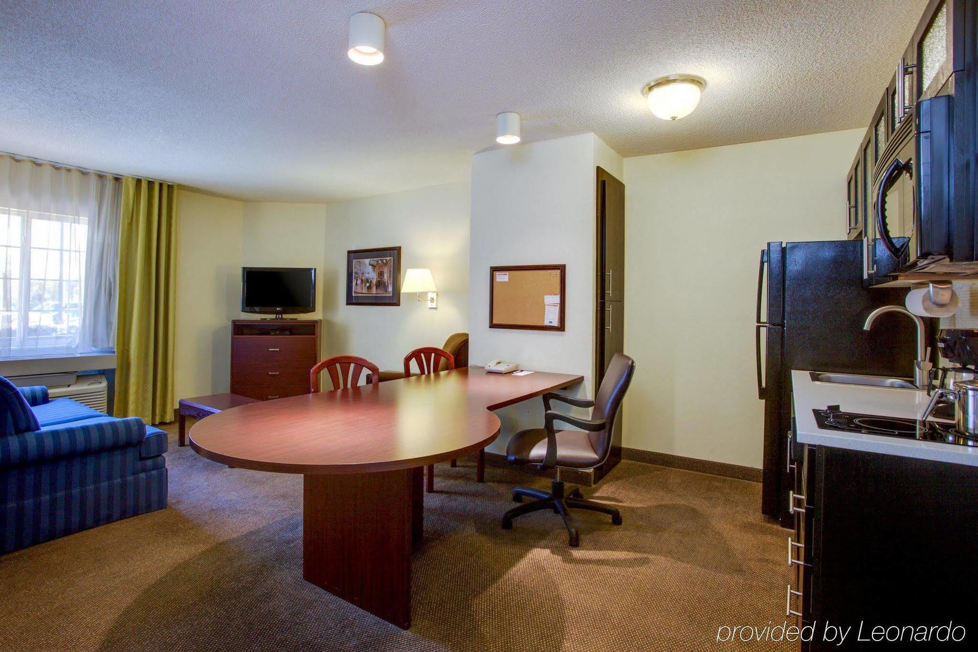 Candlewood Suites Raleigh Crabtree, An Ihg Hotel Extérieur photo