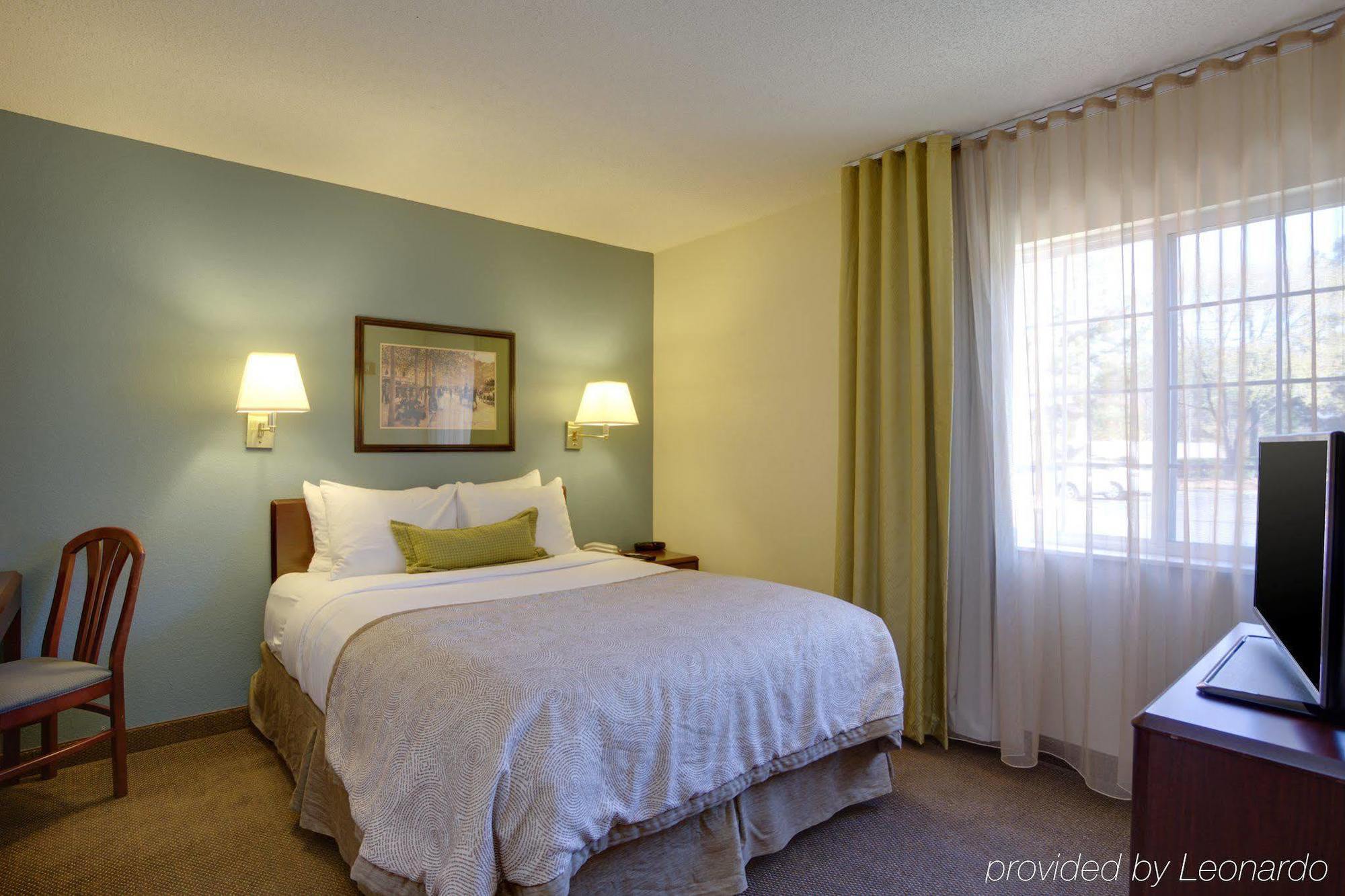 Candlewood Suites Raleigh Crabtree, An Ihg Hotel Extérieur photo