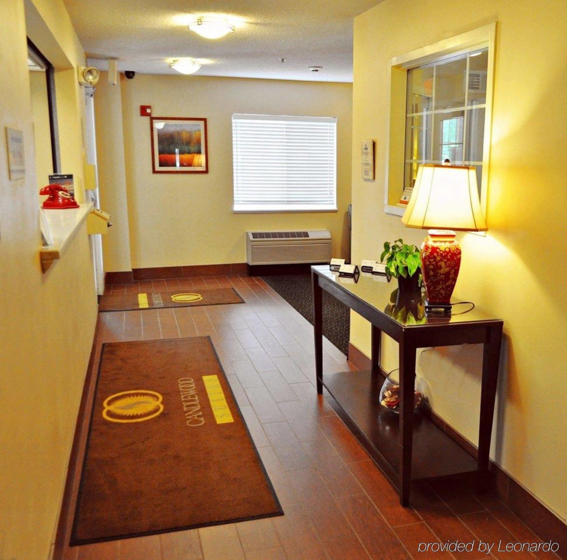 Candlewood Suites Raleigh Crabtree, An Ihg Hotel Extérieur photo