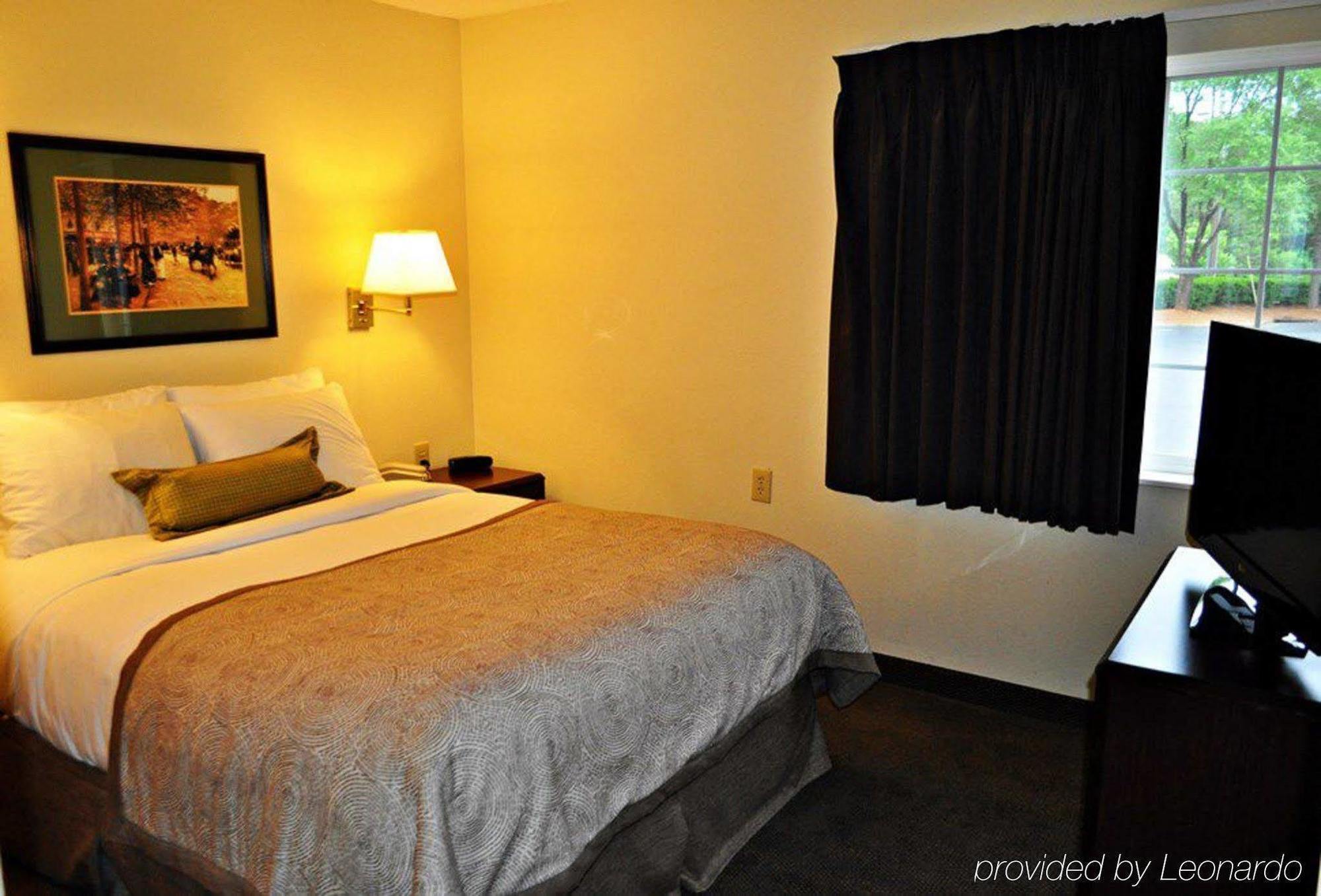 Candlewood Suites Raleigh Crabtree, An Ihg Hotel Extérieur photo