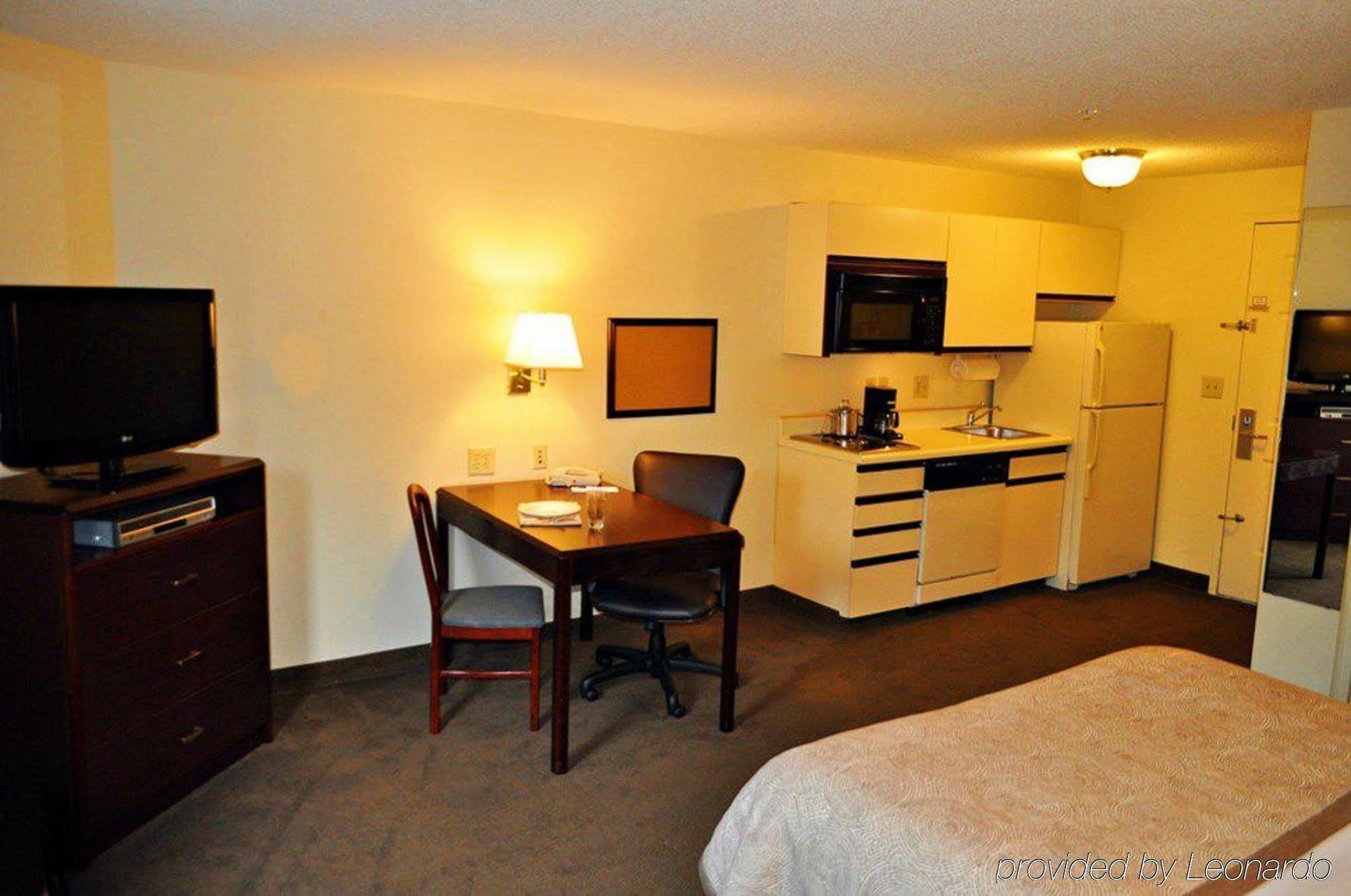 Candlewood Suites Raleigh Crabtree, An Ihg Hotel Extérieur photo