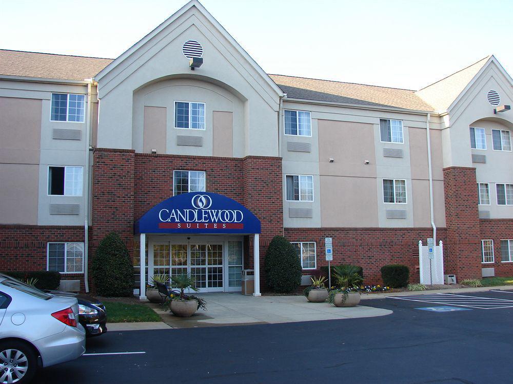 Candlewood Suites Raleigh Crabtree, An Ihg Hotel Extérieur photo