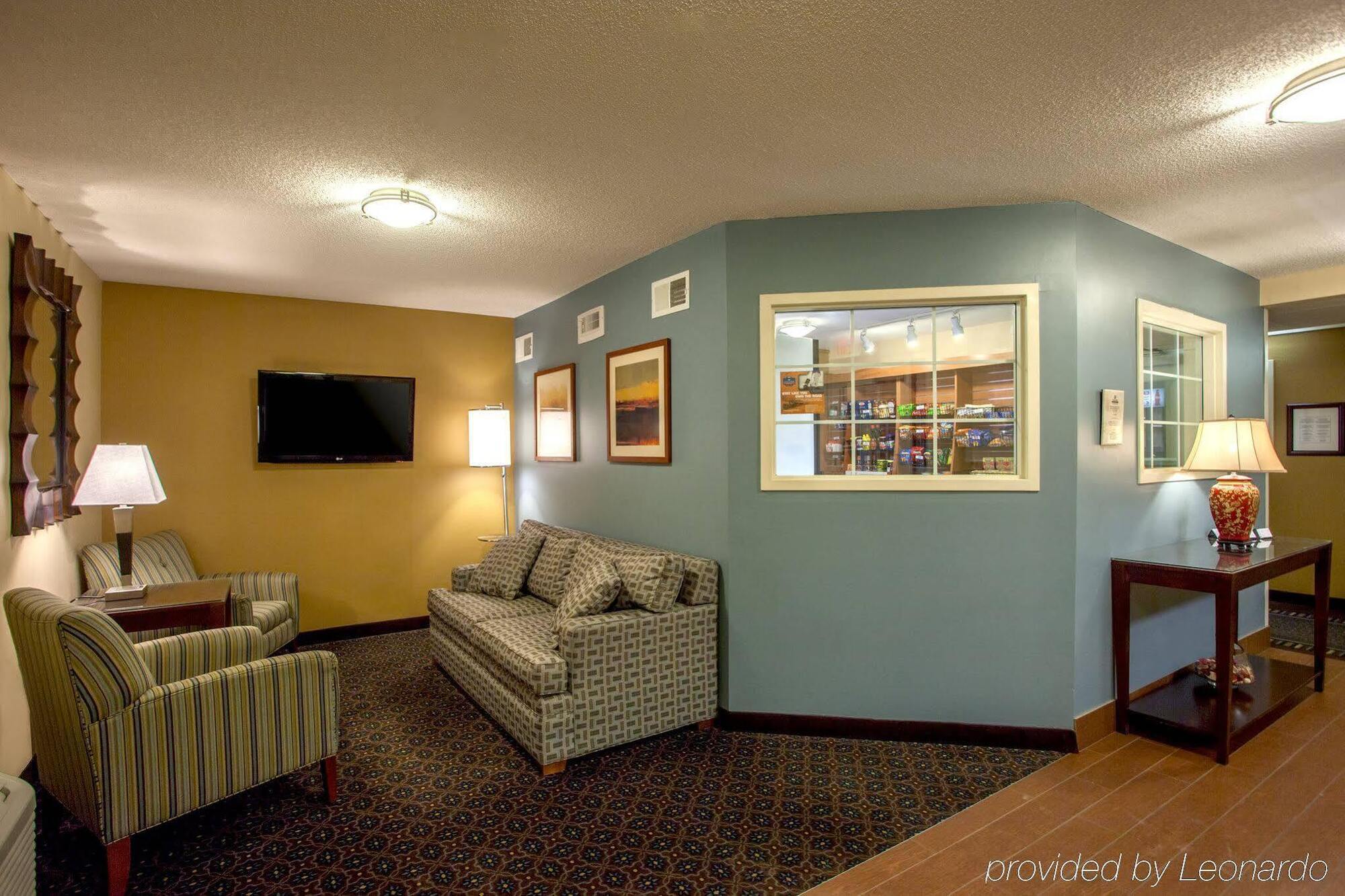 Candlewood Suites Raleigh Crabtree, An Ihg Hotel Extérieur photo