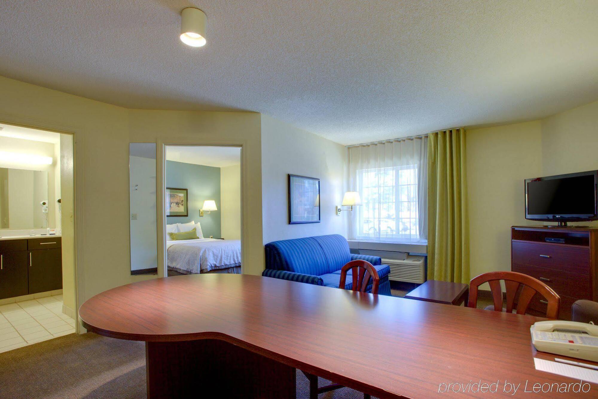 Candlewood Suites Raleigh Crabtree, An Ihg Hotel Extérieur photo